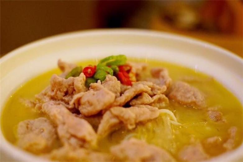 罗勒家三吃牛肉锅